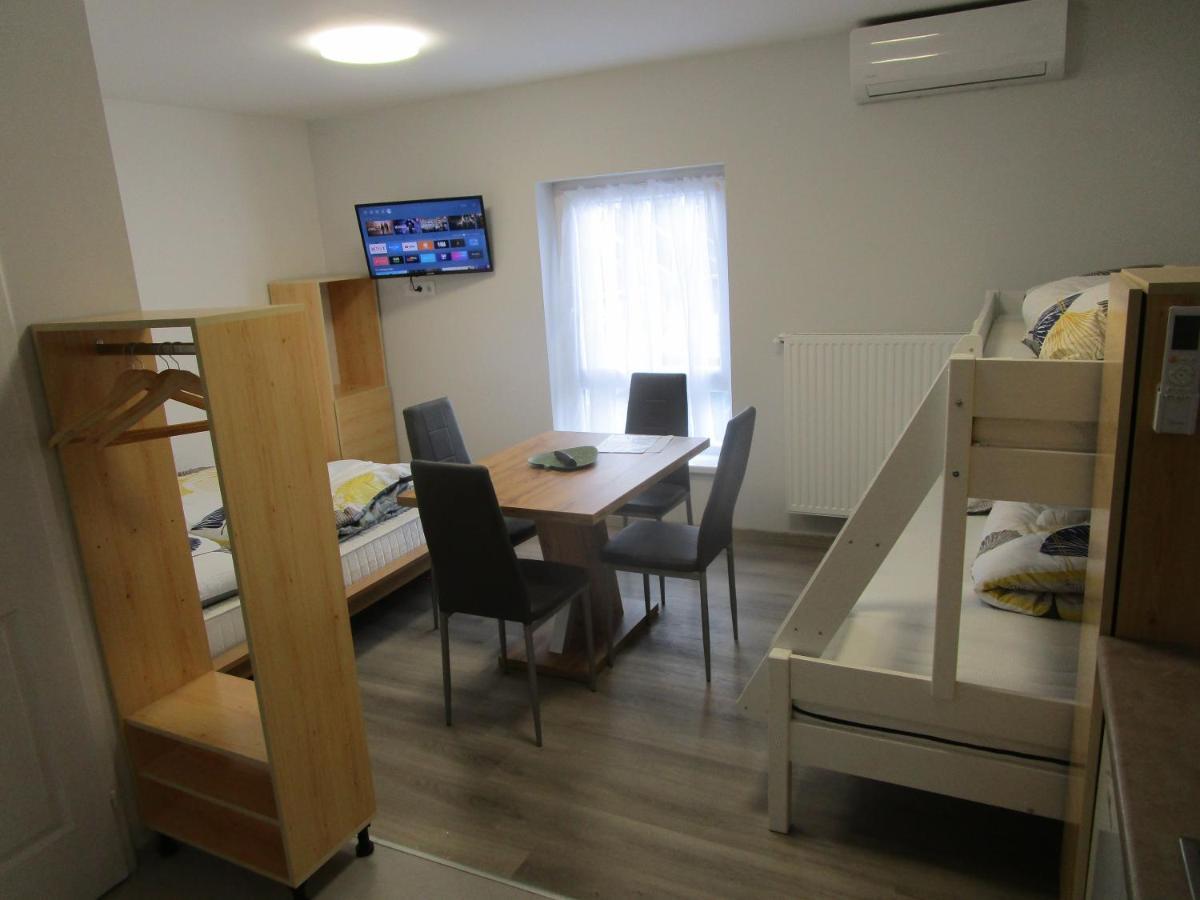 Veroland Maganszallashely Hodmezovasarhely Luaran gambar