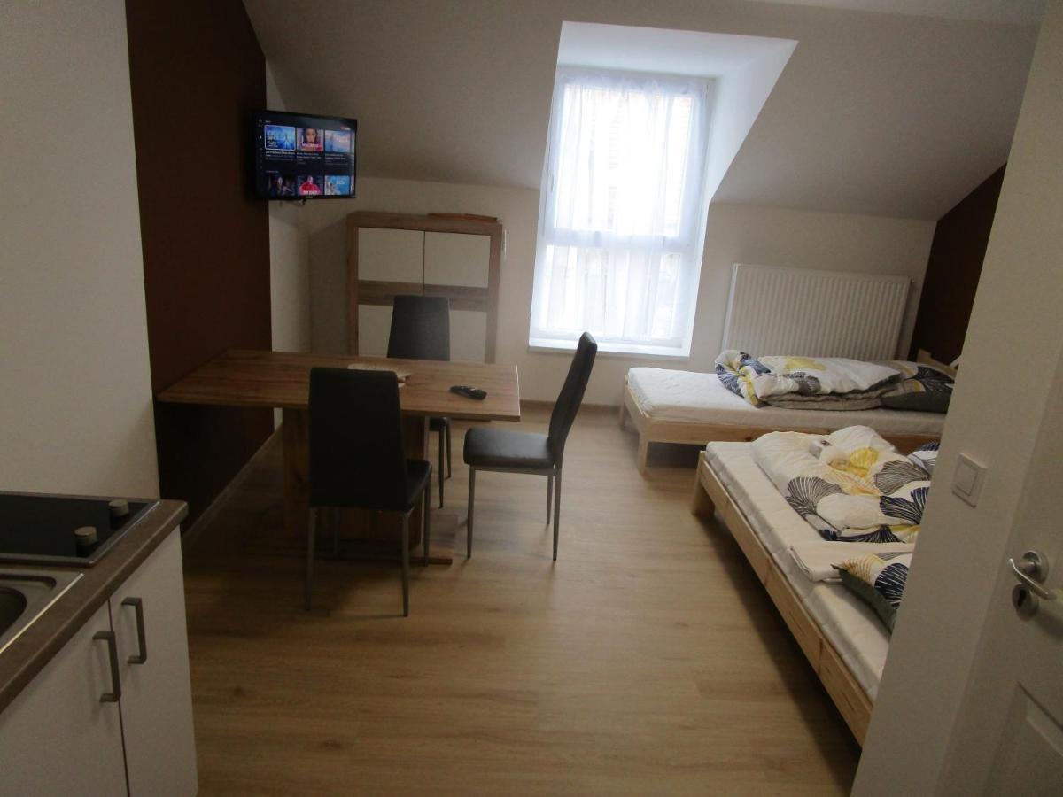 Veroland Maganszallashely Hodmezovasarhely Luaran gambar