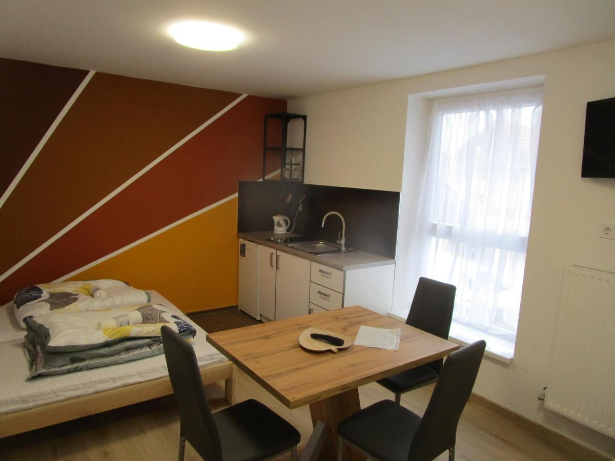 Veroland Maganszallashely Hodmezovasarhely Luaran gambar